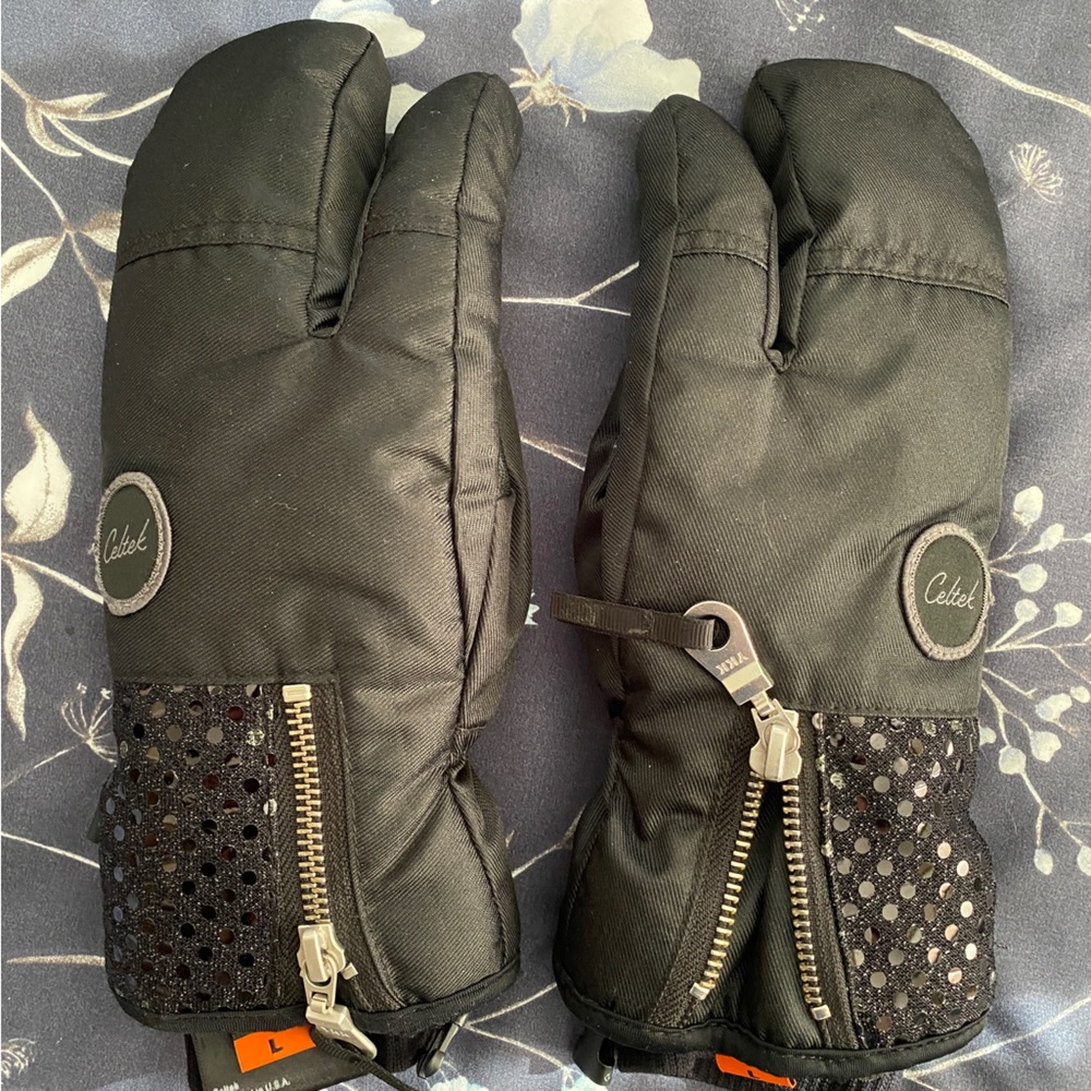 Women’s Celtek Lobster Snowboarding Gloves Large